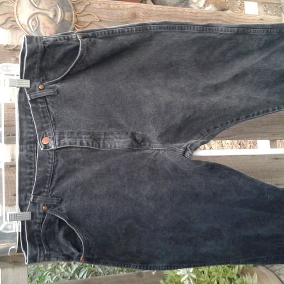 Men's faded black  size 40-32 good condition wranglers - Picture 6 of 11